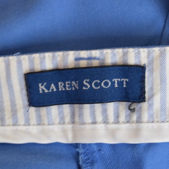 Vintage Plus-Size 90s Karen Scott Blue Pleated Shorts size 18 | 36 waist - Picture 2 of 10